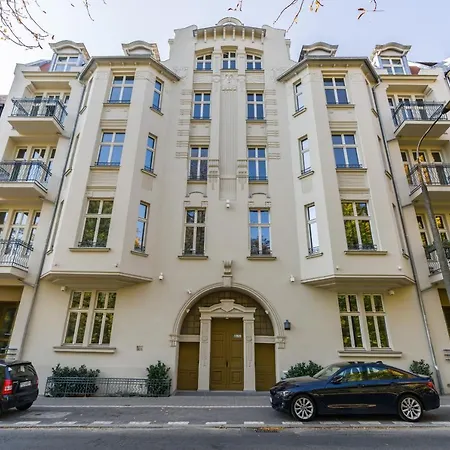 Apartment Mtp Matejki Park Wilsona By Renters